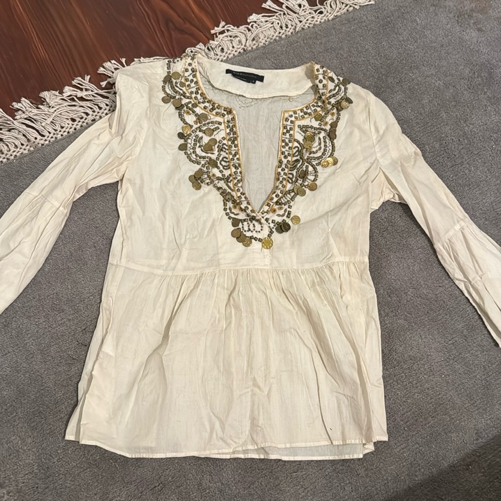 BCBGMaxAzria Off White V Neck Tunic Top Metal Embellishments Size S
